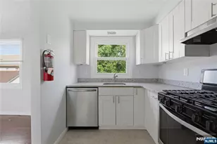 55 Marconi Street 2, Clifton, NJ 07013 - Photo 11