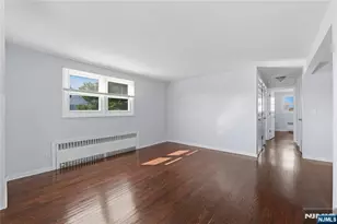 55 Marconi Street 2, Clifton, NJ 07013 - Photo 5