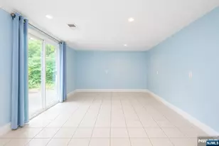 375 Queens Ct, Ridgewood, NJ 07450 - Photo 43