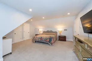 375 Queens Ct, Ridgewood, NJ 07450 - Photo 31