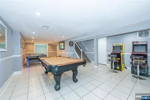 375 Queens Ct, Ridgewood, NJ 07450 - Photo 35