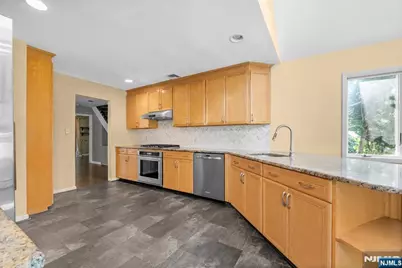 926 Norgate Drive, Ridgewood, NJ 07450 - Photo 7