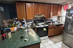 184 Van Horne St, Jersey City, NJ 07304 - Photo 5