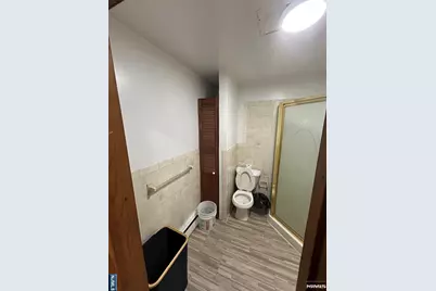 184 Van Horne Street, Jersey City, NJ 07304 - Photo 15