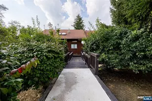 7 Sugar Loaf Ct 5, Vernon, NJ 07462 - Photo 3