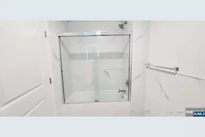 30 Howe Avenue, Passaic, NJ 07055 - Photo 7