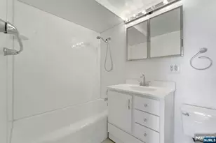 3 Horizon Road 1406, Fort Lee, NJ 07024 - Photo 25