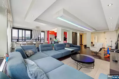 300 Winston Drive 517 #517, Cliffside Park, NJ 07010 - Photo 11