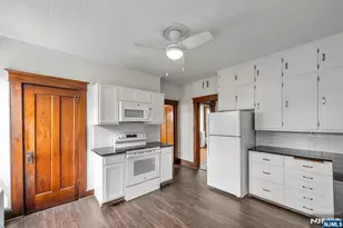 18 Lincoln Ave 1, Little Falls Township, NJ 07424 - Photo 11