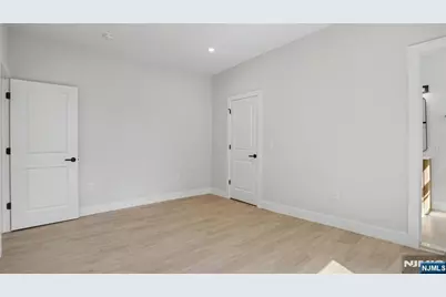 135 Bergen Avenue, Kearny, NJ 07032 - Photo 19