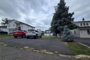 229 River Dr, Elmwood Park, NJ 07407 - Photo 11