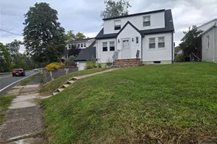 229 River Dr, Elmwood Park, NJ 07407 - Photo 3