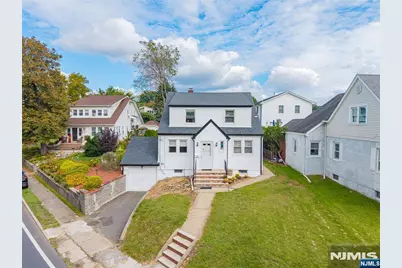 229 River Drive, Elmwood Park, NJ 07407 - Photo 37