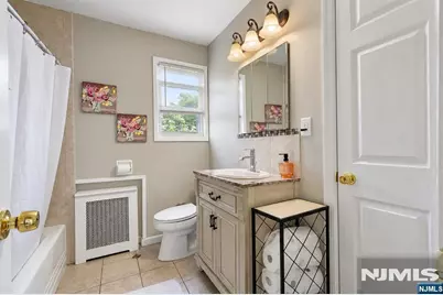 229 River Drive, Elmwood Park, NJ 07407 - Photo 33