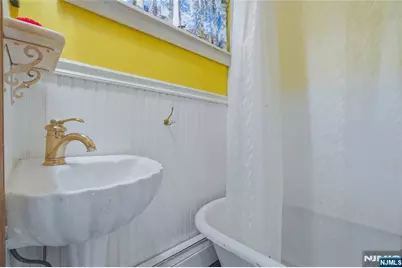 265 Main Street, East Rutherford, NJ 07073 - Photo 19