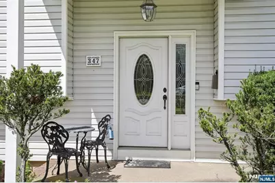 347 Alan Drive, Paramus, NJ 07652 - Photo 3
