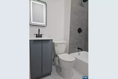 248 Forest Avenue 2 #2, Teaneck Township, NJ 07666 - Photo 7