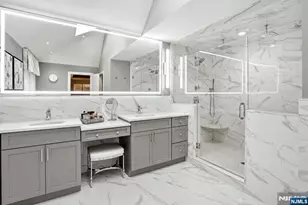 2 Churchill Ct, Paramus, NJ 07652 - Photo 29