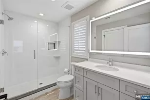 2 Churchill Ct, Paramus, NJ 07652 - Photo 31