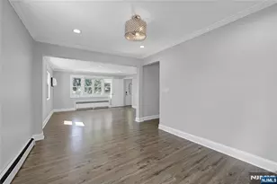 133 Summit Ave, Elmwood Park, NJ 07407 - Photo 15