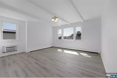 133 Summit Avenue, Elmwood Park, NJ 07407 - Photo 33
