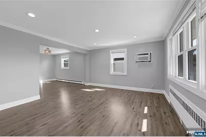 133 Summit Avenue, Elmwood Park, NJ 07407 - Photo 13