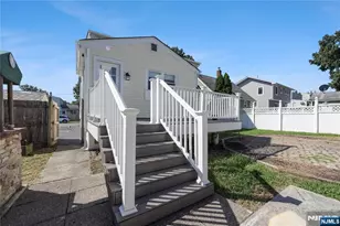 133 Summit Ave, Elmwood Park, NJ 07407 - Photo 9