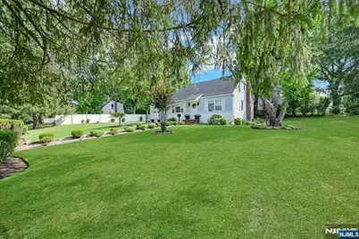 10 Knickerbocker Road, Demarest, NJ 07627 - Photo 15