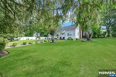 10 Knickerbocker Road, Demarest, NJ 07627 - Photo 15