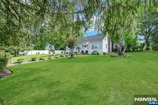 10 Knickerbocker Rd, Demarest, NJ 07627 - Photo 15
