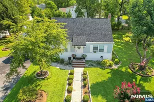 10 Knickerbocker Rd, Demarest, NJ 07627 - Photo 3
