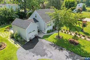 10 Knickerbocker Rd, Demarest, NJ 07627 - Photo 7