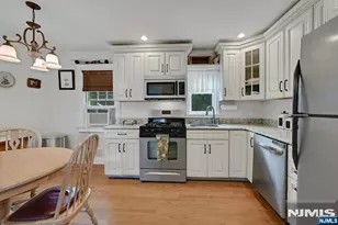 10 Knickerbocker Rd, Demarest, NJ 07627 - Photo 25