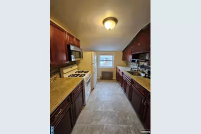 159 Ridge Avenue 2 #2, Bloomfield, NJ 07003 - Photo 3