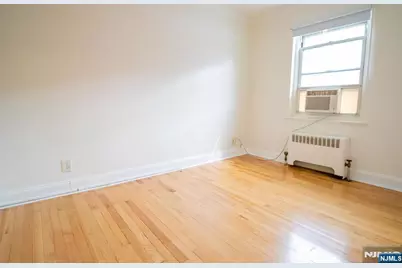370 Esplanade 21 #21, Hackensack, NJ 07601 - Photo 9