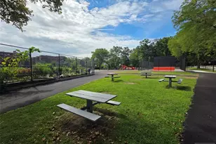 1 Wall Street 8D, Fort Lee, NJ 07024 - Photo 25