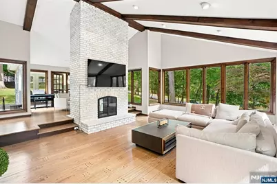 7 Sleepy Hollow Road, Saddle River, NJ 07458 - Photo 1