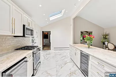 7 Sleepy Hollow Road, Saddle River, NJ 07458 - Photo 13