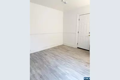 115 Allendale Avenue 4 #4, Allendale, NJ 07401 - Photo 5