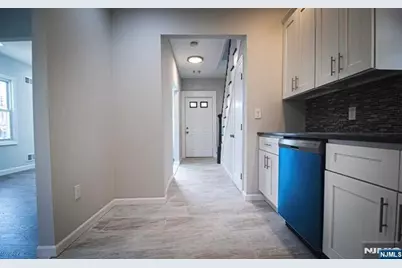 81 Dewey Street, Bloomfield, NJ 07003 - Photo 3
