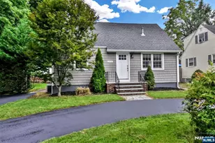 475 Goffle Rd, Wyckoff Township, NJ 07481 - Photo 1