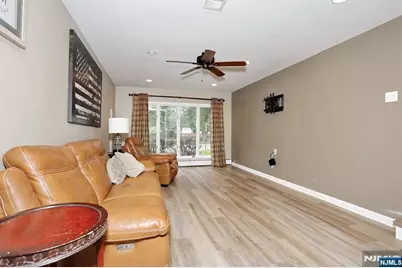 593 Westwood Avenue, River Vale Township, NJ 07675 - Photo 15