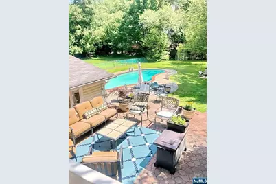 593 Westwood Avenue, River Vale Township, NJ 07675 - Photo 35