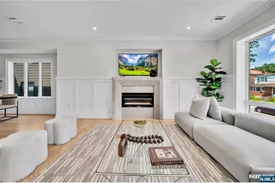 306 Coolidge Avenue, Fort Lee, NJ 07024 - Photo 5