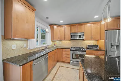 176 5th Street, Cresskill, NJ 07626 - Photo 21