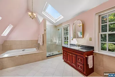 402 Mountain Avenue, Ridgewood, NJ 07450 - Photo 17
