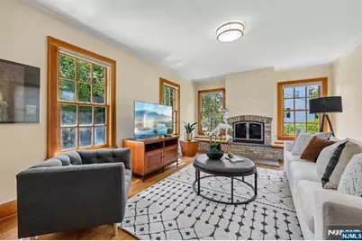 402 Mountain Avenue, Ridgewood, NJ 07450 - Photo 11