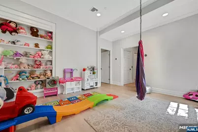100 Heights Lane, Tenafly, NJ 07670 - Photo 35