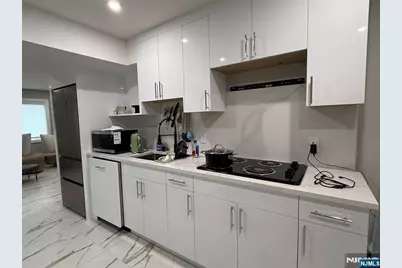475 Oakdene Avenue 1 #1, Cliffside Park, NJ 07010 - Photo 5