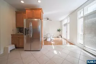 148 Hudson Cove 148, Edgewater, NJ 07020 - Photo 31